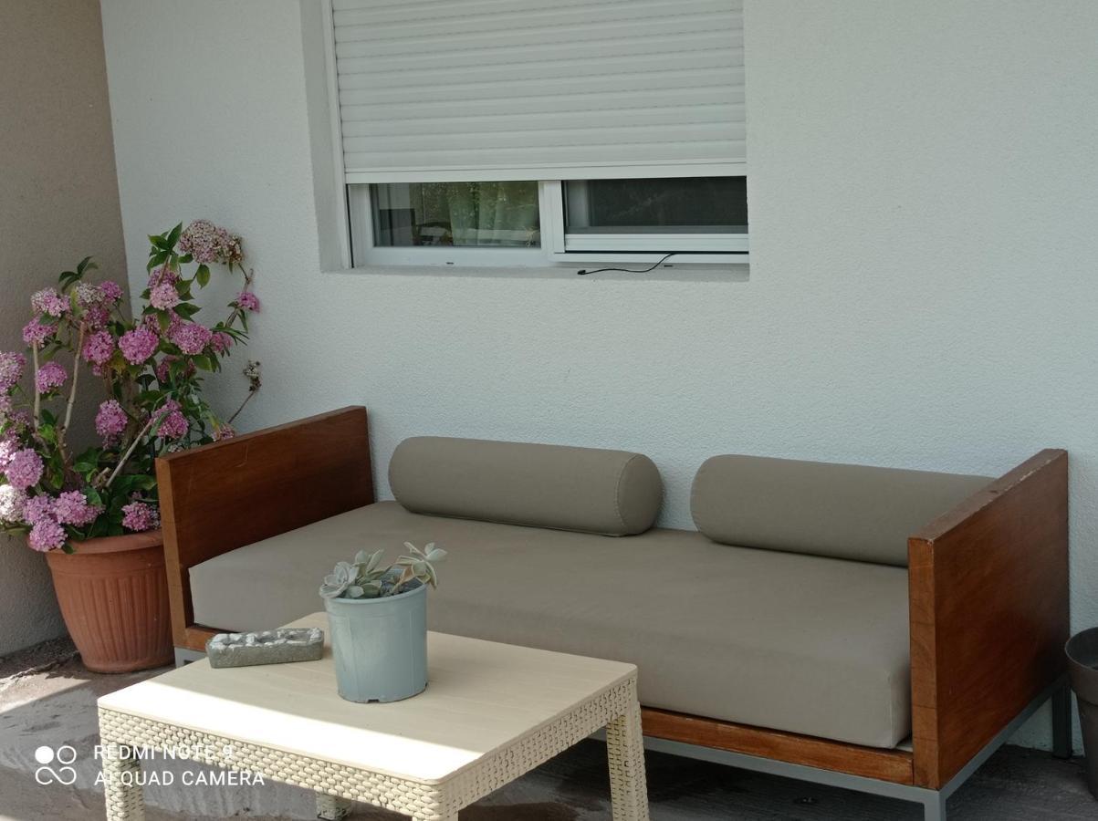 Villa Katia วูร์วูรู ภายนอก รูปภาพ